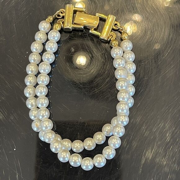 Vintage Napier Bracelet Faux Pearl Double Strand Gold Tone Pat Number 7” - Picture 5 of 6